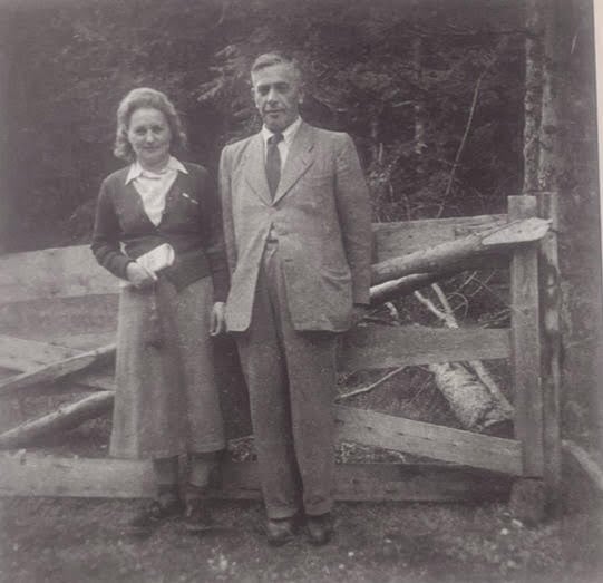 Jadwiga Maurer, Monachium 1950. Z archiwum J. Maurer [„Posłowie” w J. Maurer „Sobowtóry”]