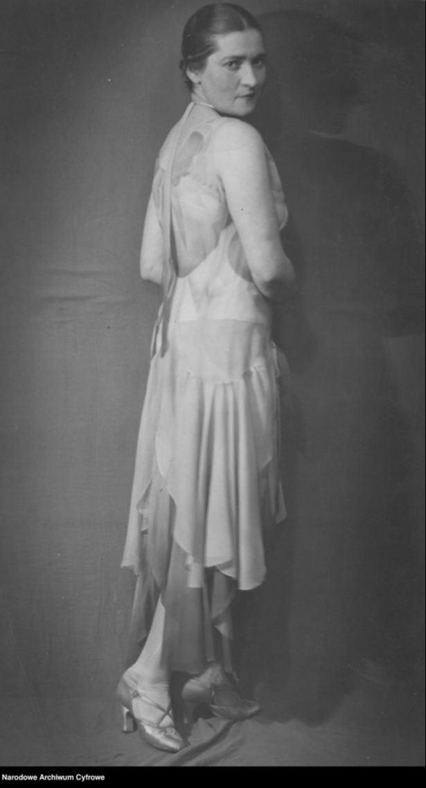 Zofia  Raczyńska-Arciszewska, Fotografia portretowa, 1930 rok. Ze zbiorów Narodowego Archiwum Cyfrowego, syg. 3/1/10/11/4086